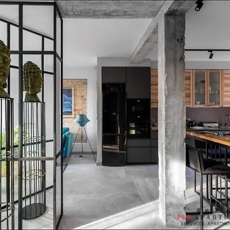 P&o Bitwy Warszawskiej - Ochota * ワルシャワ